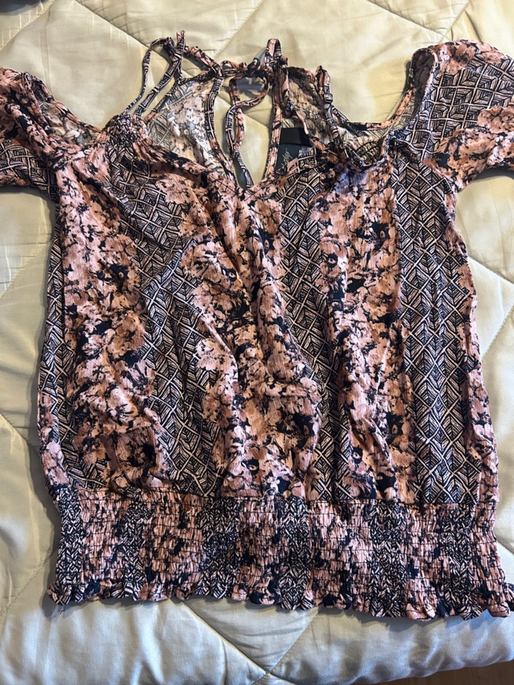 Daytrip Pink & Blue Cold-Shoulder Floral Geometric Blouse